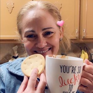 Meet your Posher, Tania